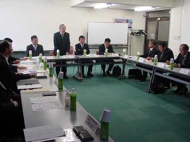 平成25年度 教育部会中間報告 を開催