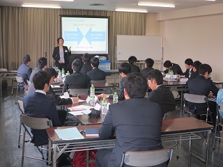 フレッシュマン研修開催