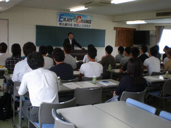 中部大学  企業見学会を開催