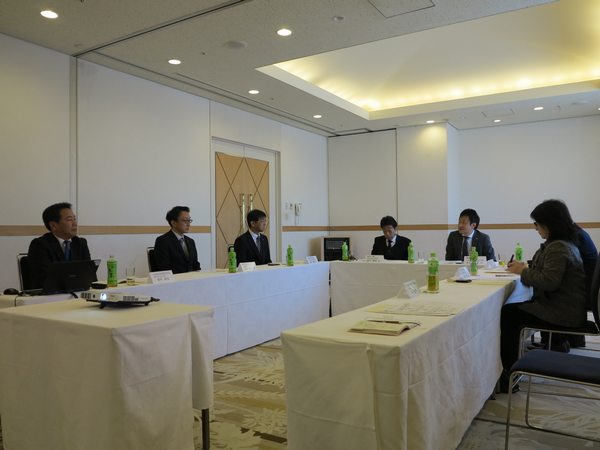 高校求人専門委員会を開催