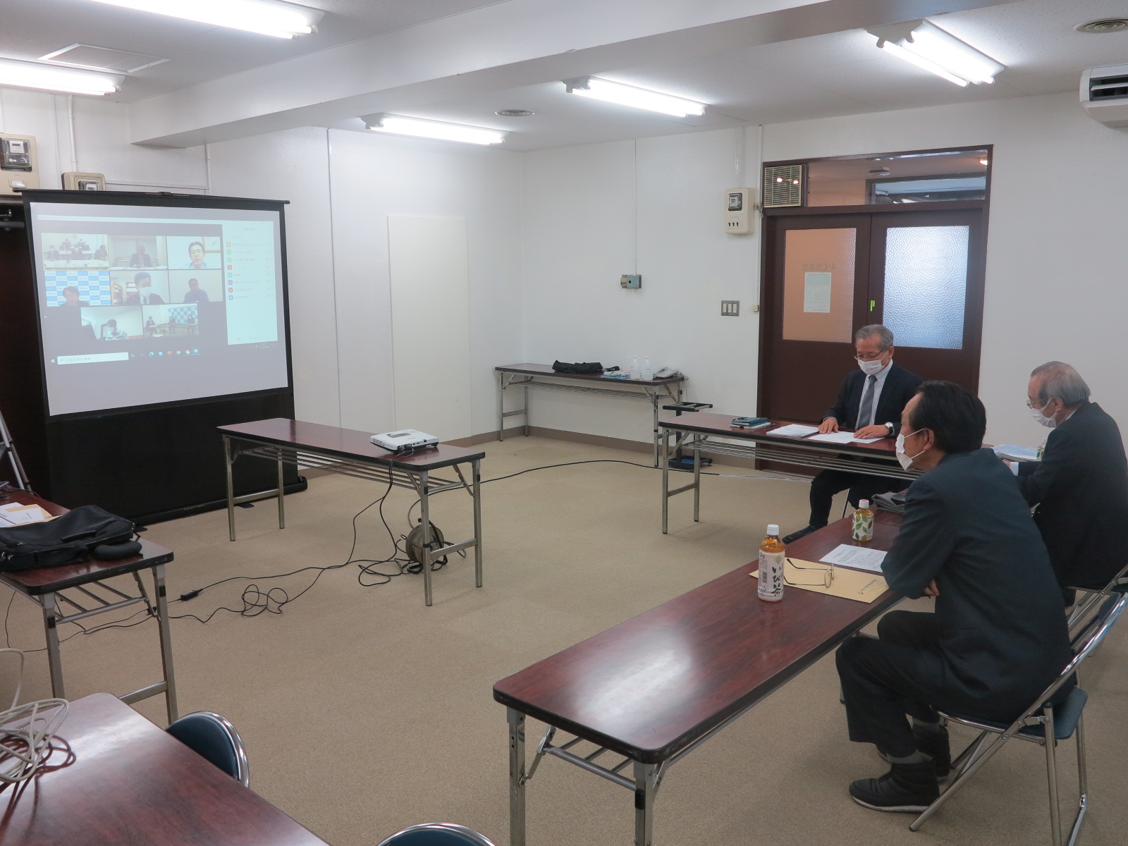 岐阜労働局との懇談会を開催