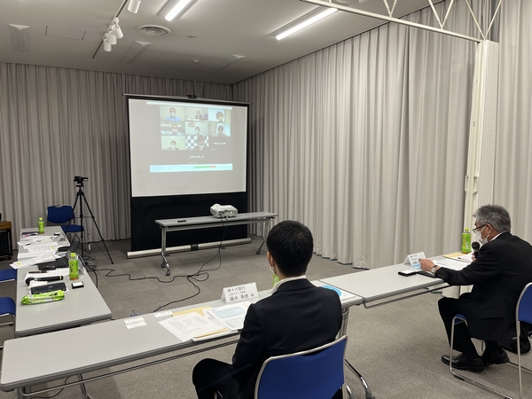大学求人専門委員会を開催