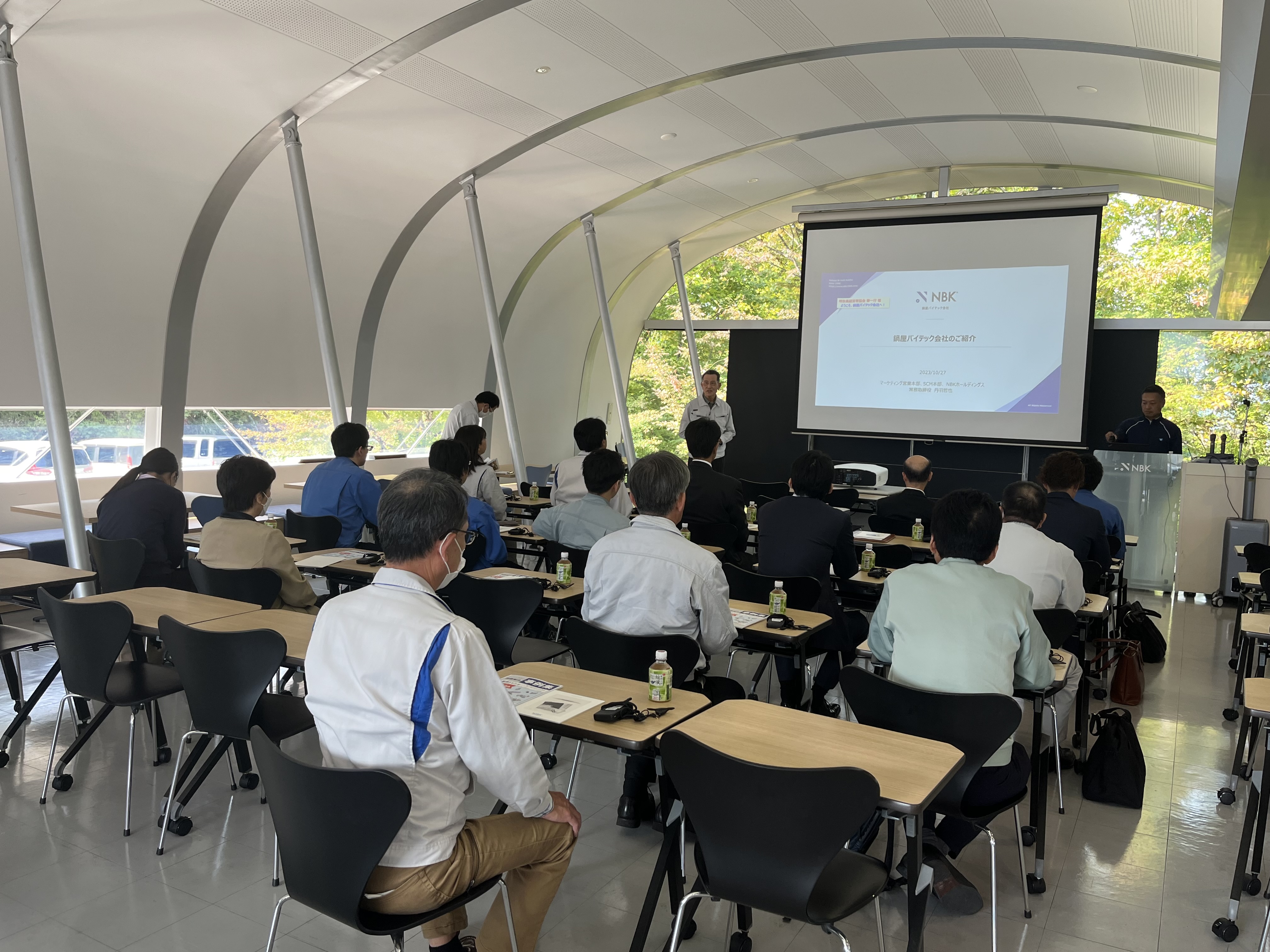 各務原支部　優良企業視察会を開催